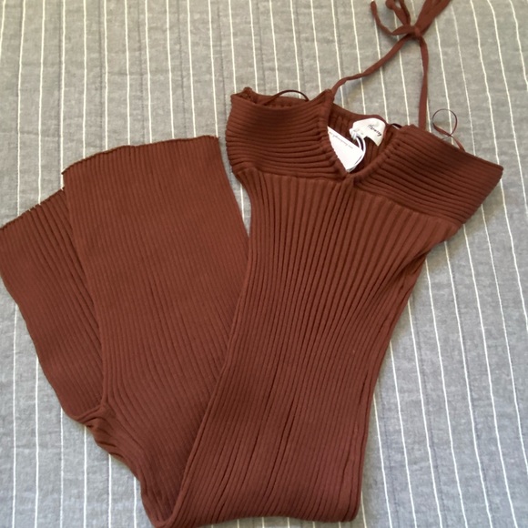 Brown Dress - Picture 2 of 3